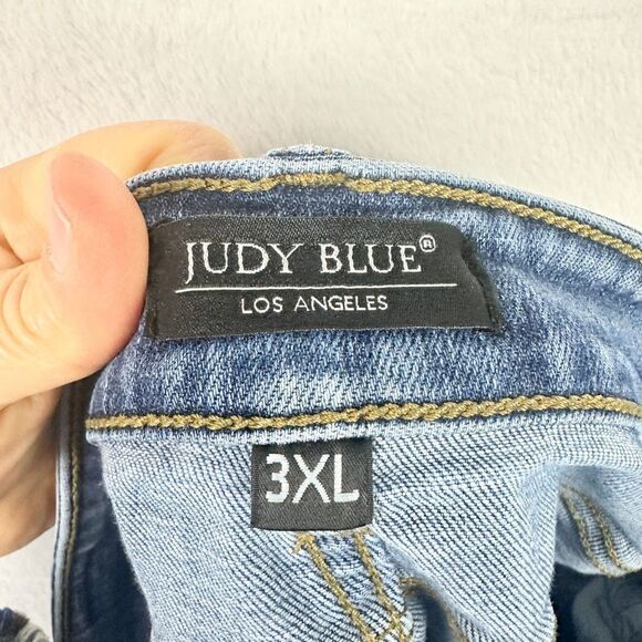 Judy Blue Patch Cut Off Shorts Size 3XL Distressed Raw Hem Stretch - Picture 4 of 5